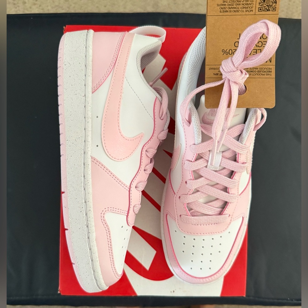 NEW Nike kids court borough low redraft sneakers shoes. Sz 5 Y/6.5 W pink white. - Picture 1 of 16